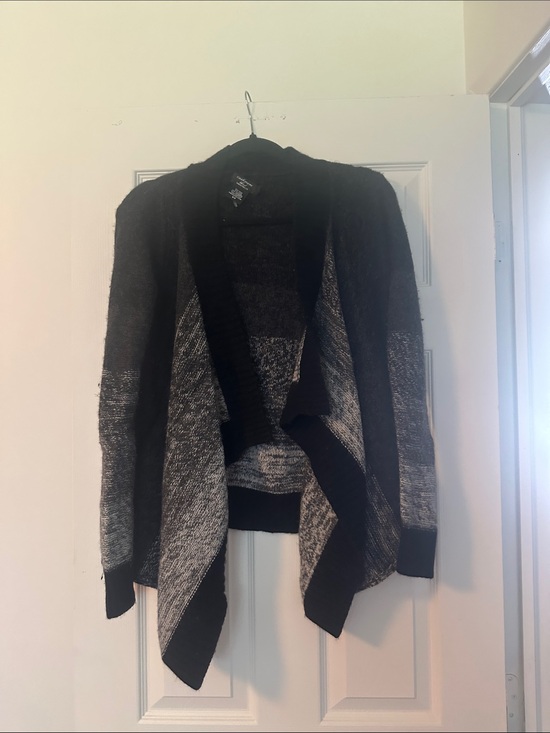 Lord & Taylor Sweaters - Lord & Taylor Black and Gray Open-Front Women's Cardigan
